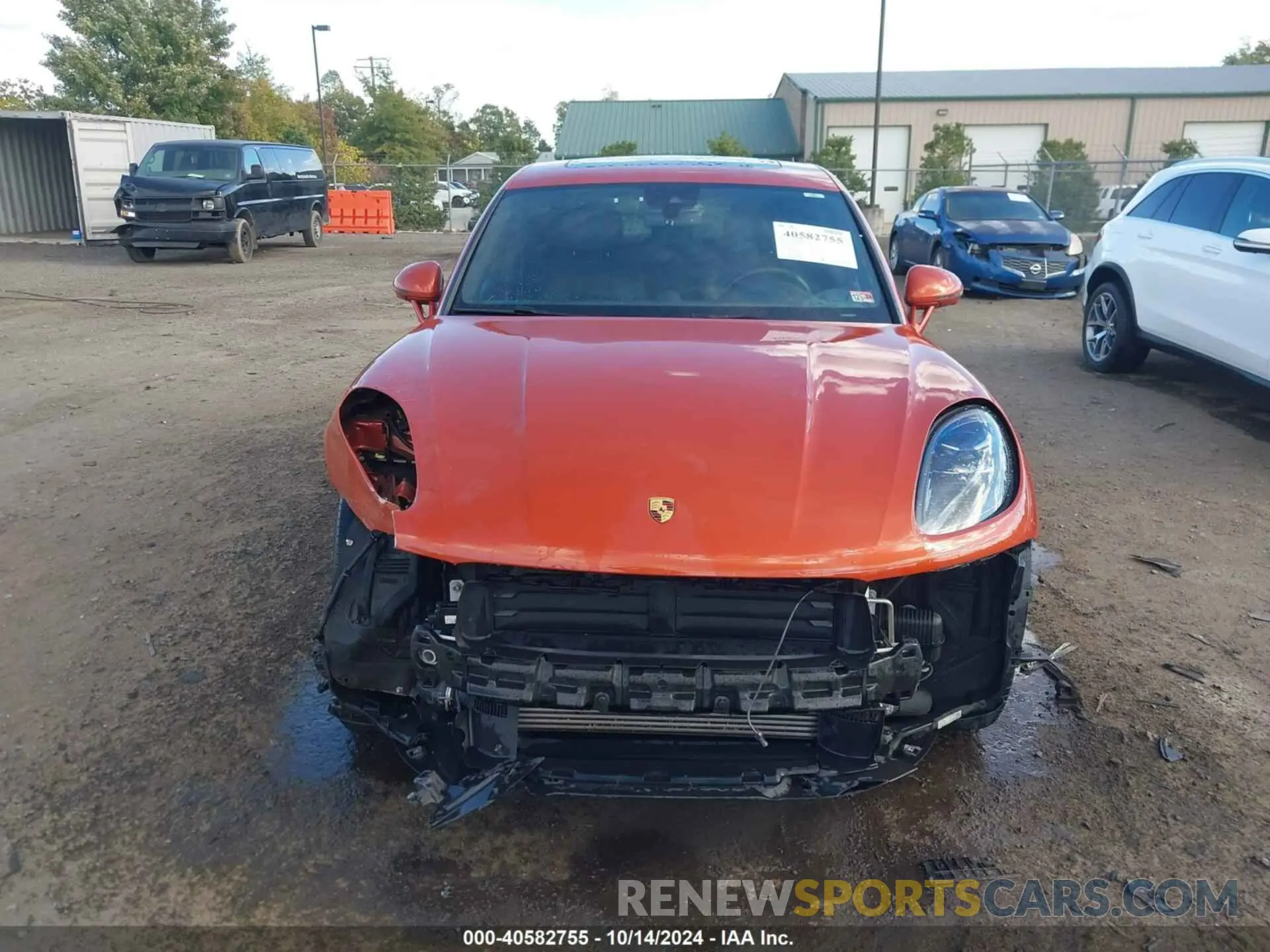 12 Photograph of a damaged car WP1AA2A56NLB02687 PORSCHE MACAN 2022