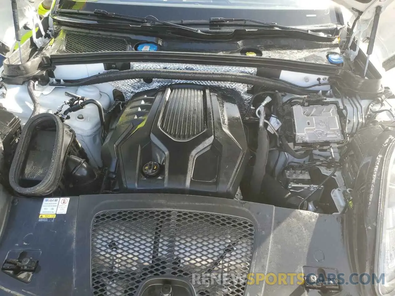 12 Photograph of a damaged car WP1AA2A56NLB08909 PORSCHE MACAN 2022