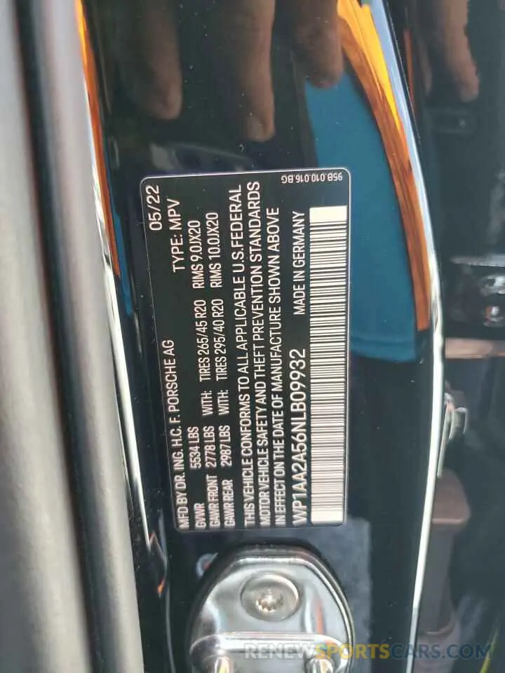 14 Photograph of a damaged car WP1AA2A56NLB09932 PORSCHE MACAN 2022