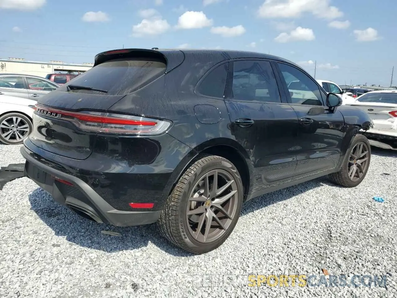 3 Photograph of a damaged car WP1AA2A56NLB09932 PORSCHE MACAN 2022