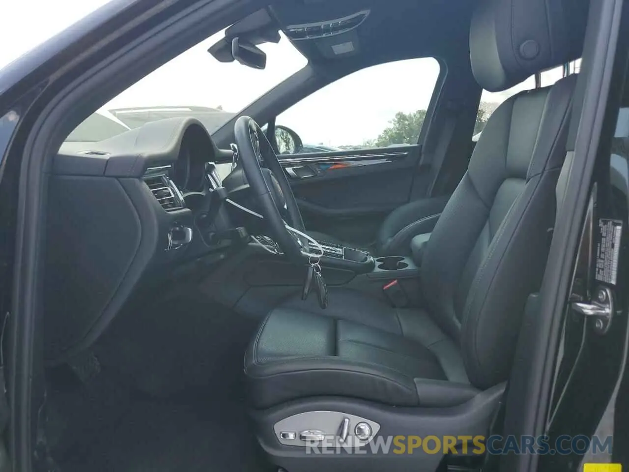 7 Photograph of a damaged car WP1AA2A56NLB09932 PORSCHE MACAN 2022