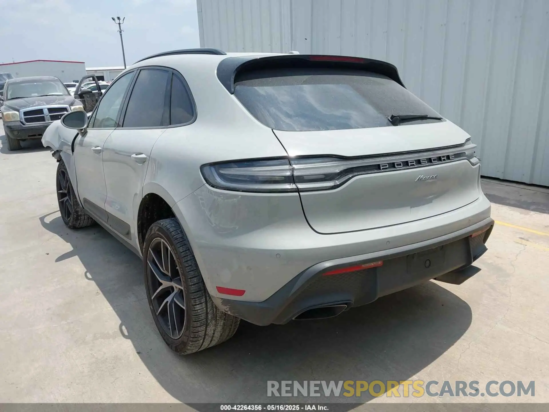 3 Photograph of a damaged car WP1AA2A56NLB11535 PORSCHE MACAN 2022