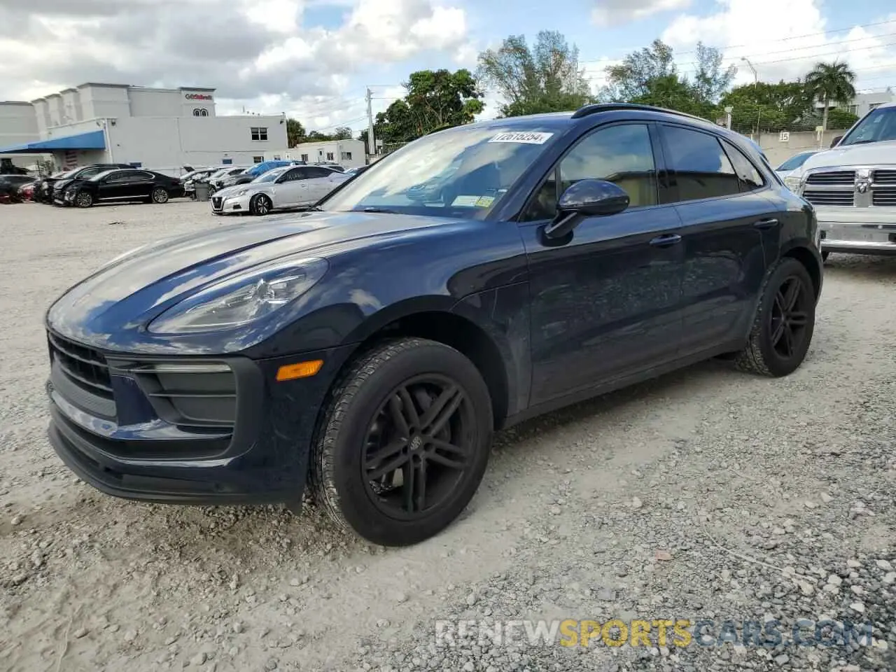 1 Photograph of a damaged car WP1AA2A57NLB03072 PORSCHE MACAN 2022