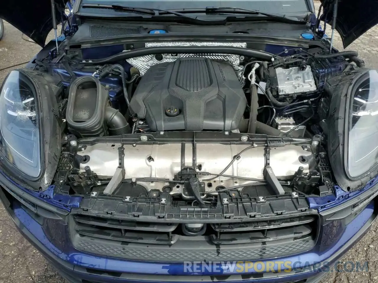 12 Photograph of a damaged car WP1AA2A58NLB09057 PORSCHE MACAN 2022