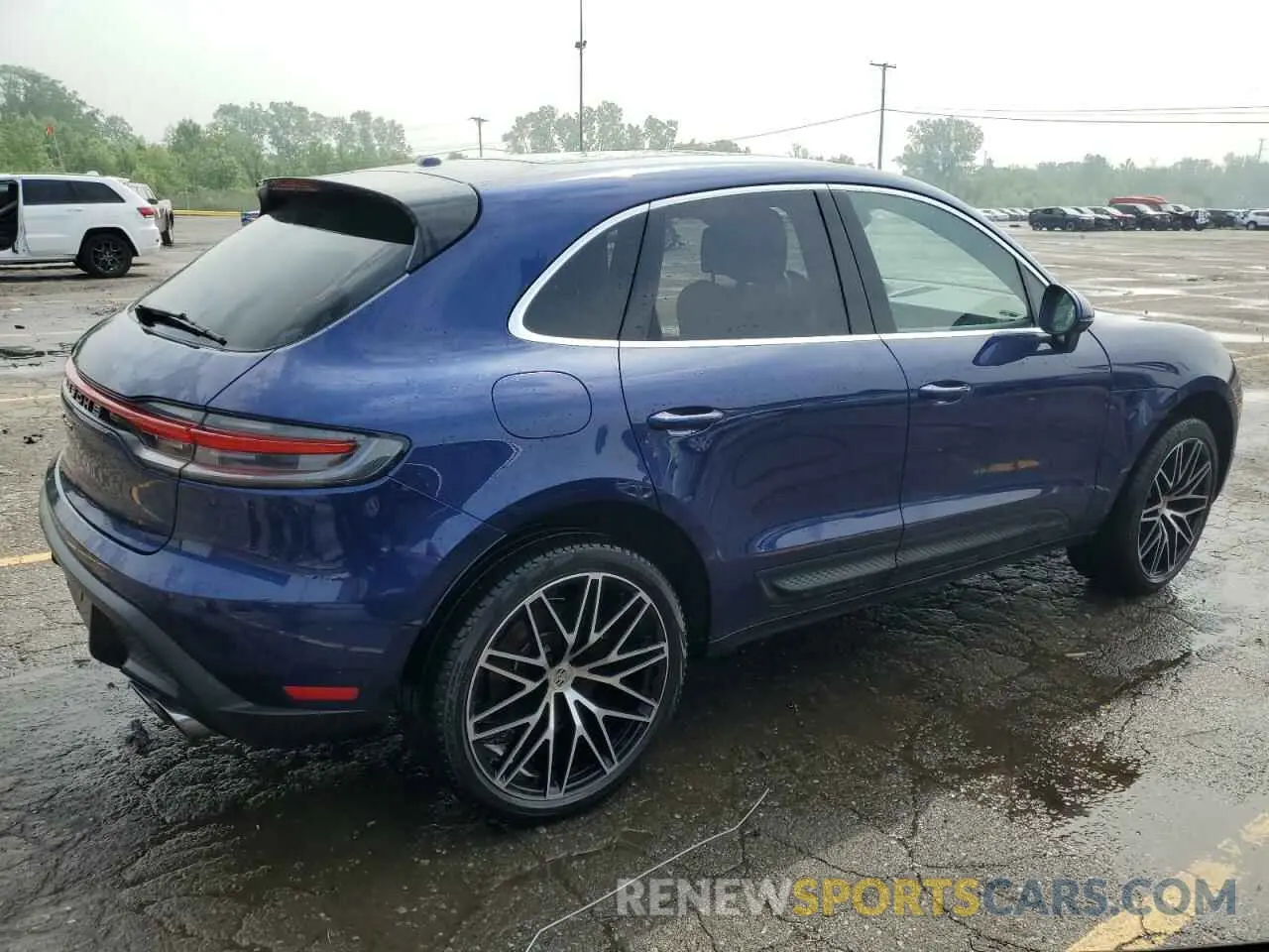 3 Photograph of a damaged car WP1AA2A58NLB09057 PORSCHE MACAN 2022