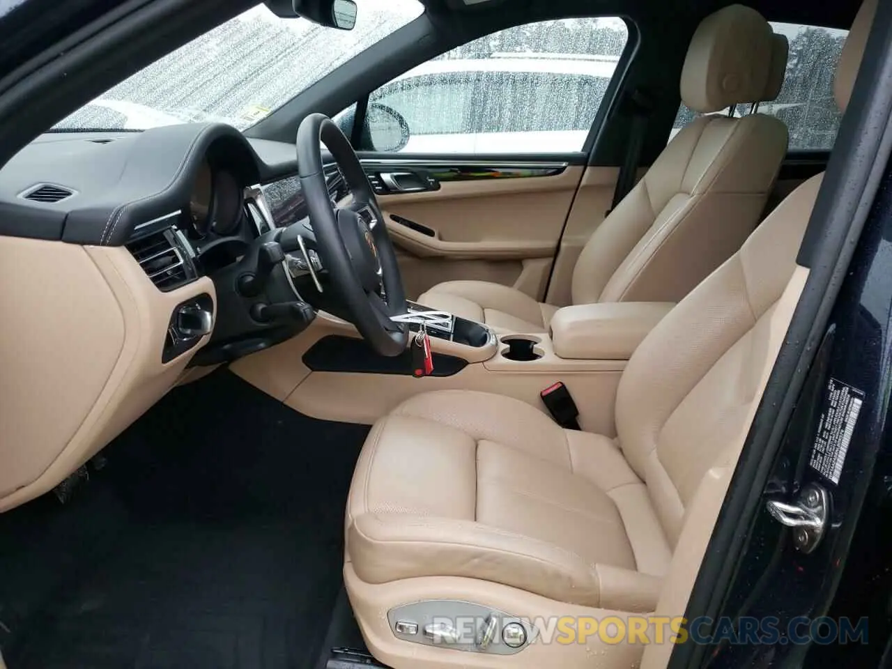 7 Photograph of a damaged car WP1AA2A58NLB09379 PORSCHE MACAN 2022