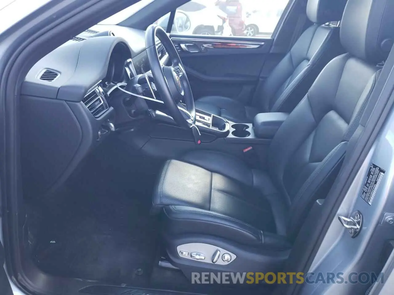 7 Photograph of a damaged car WP1AA2A58NLB10466 PORSCHE MACAN 2022