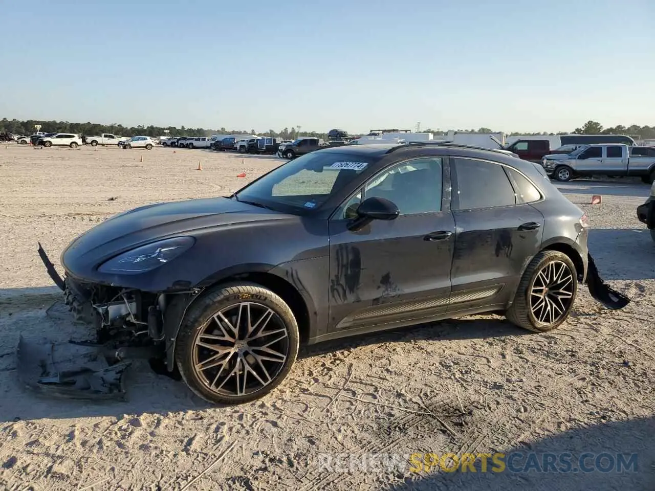 1 Photograph of a damaged car WP1AA2A59NLB00450 PORSCHE MACAN 2022