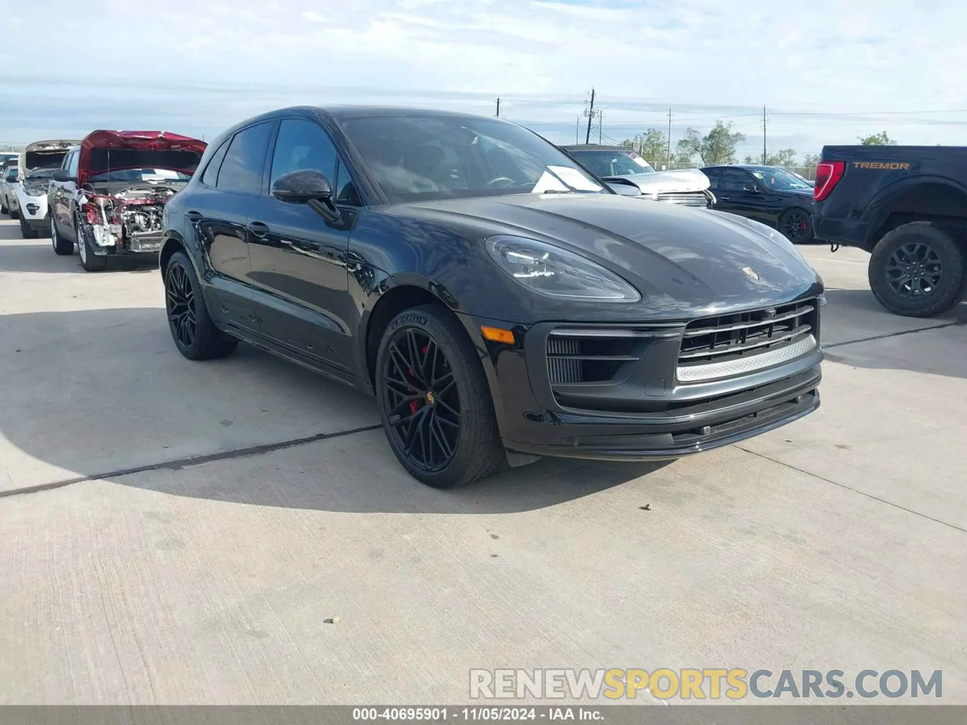 1 Photograph of a damaged car WP1AF2A52NLB32416 PORSCHE MACAN 2022