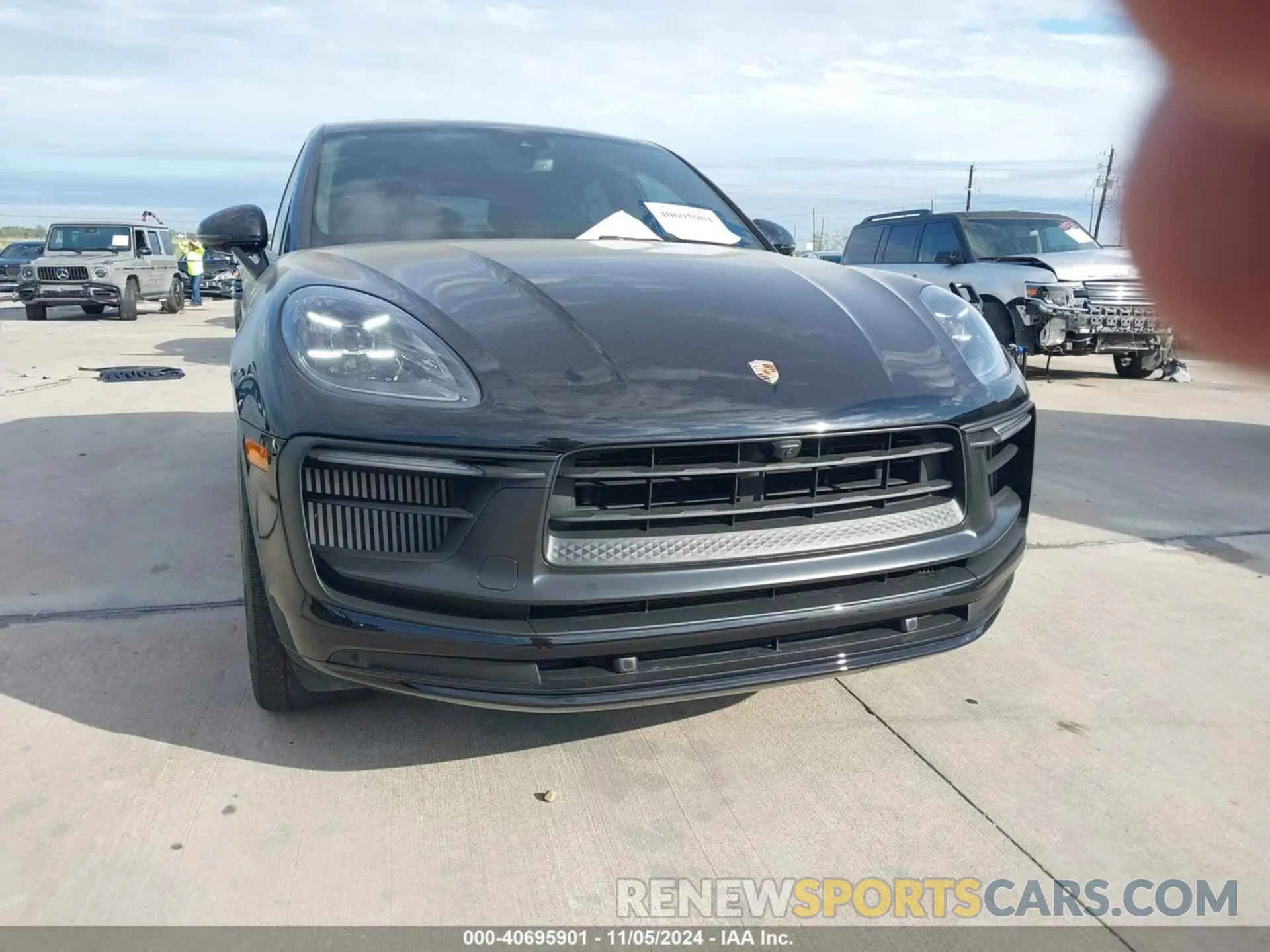 12 Photograph of a damaged car WP1AF2A52NLB32416 PORSCHE MACAN 2022