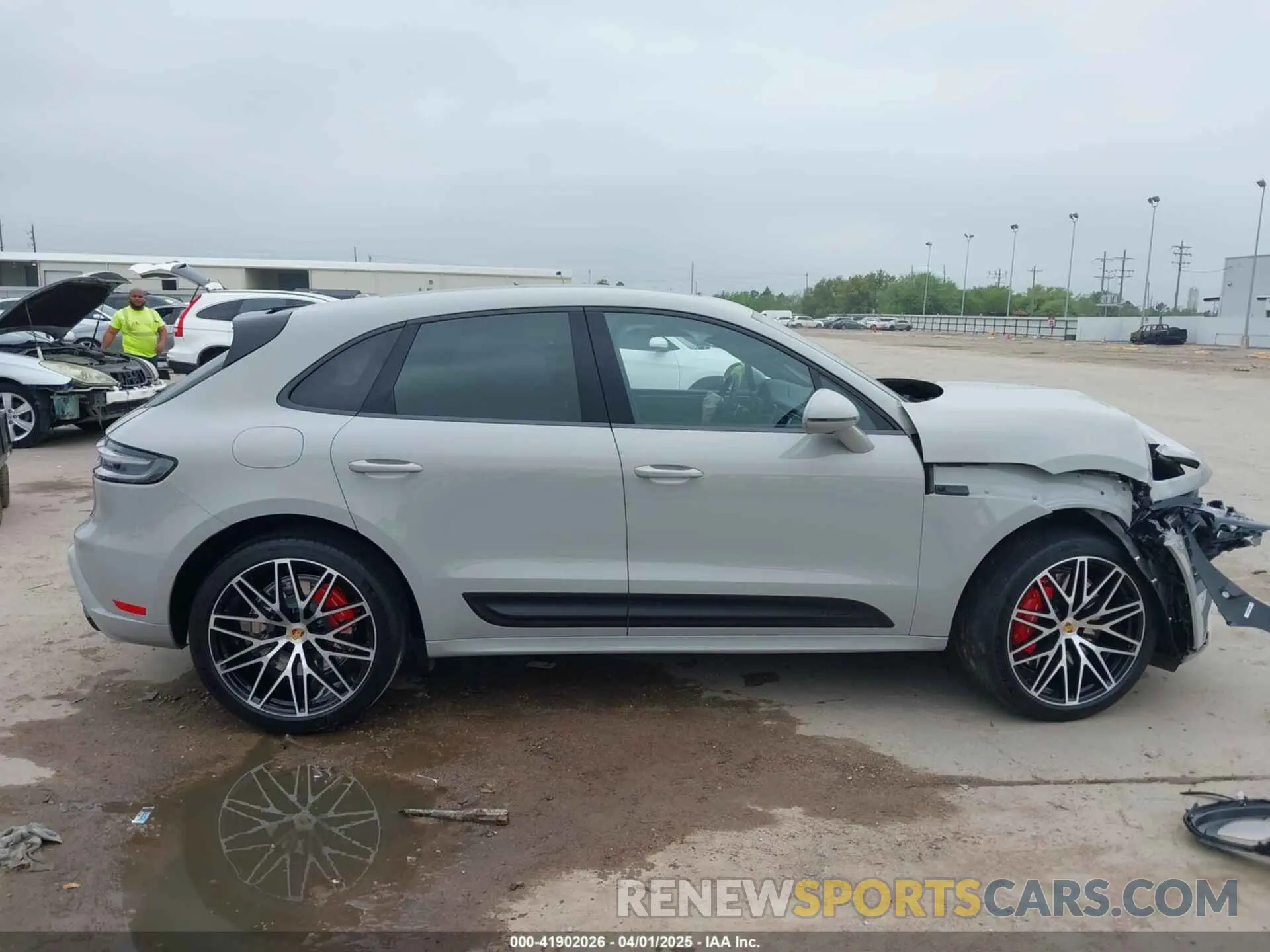 13 Photograph of a damaged car WP1AF2A53NLB31162 PORSCHE MACAN 2022