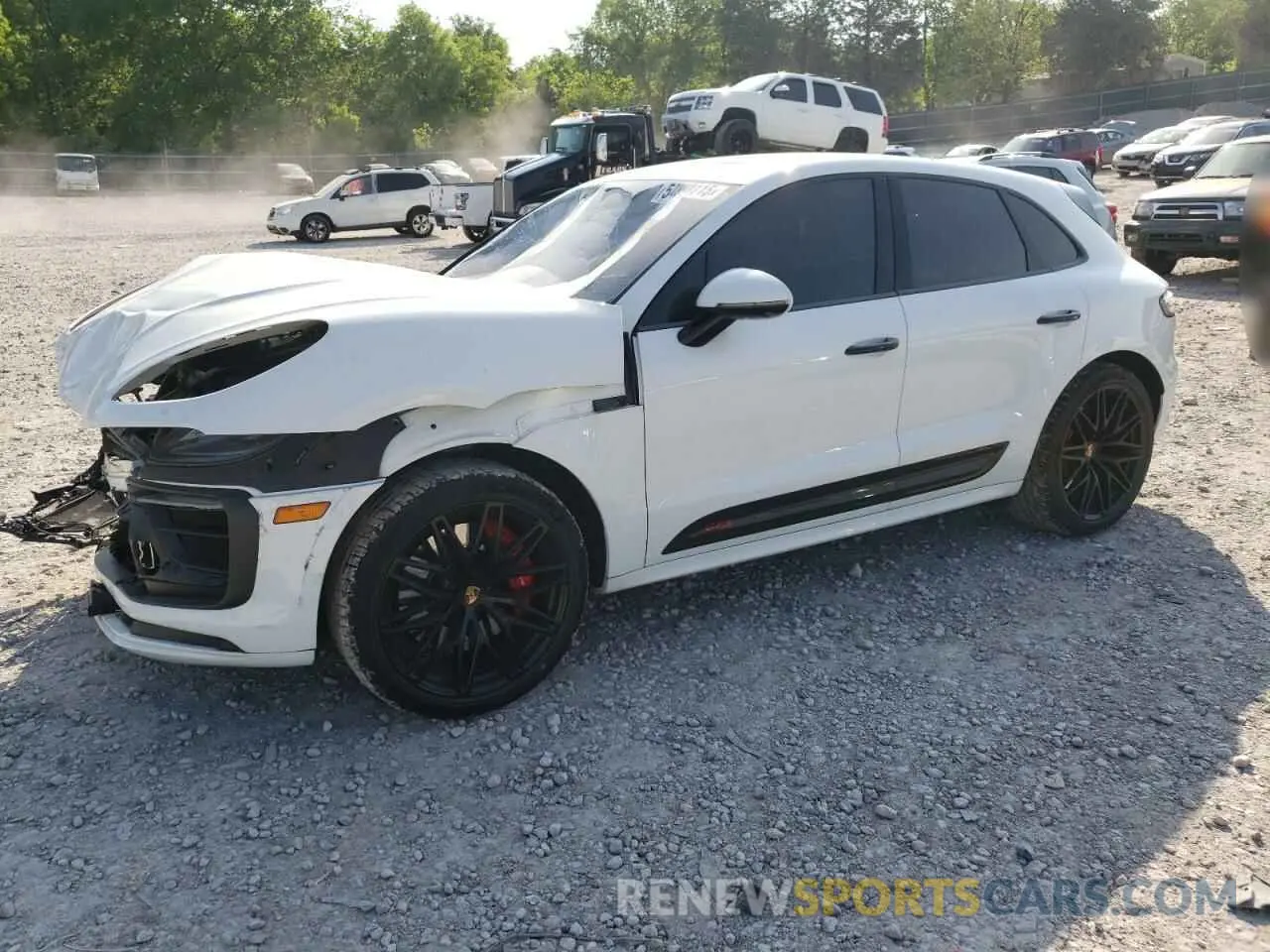 1 Photograph of a damaged car WP1AF2A53NLB31632 PORSCHE MACAN 2022