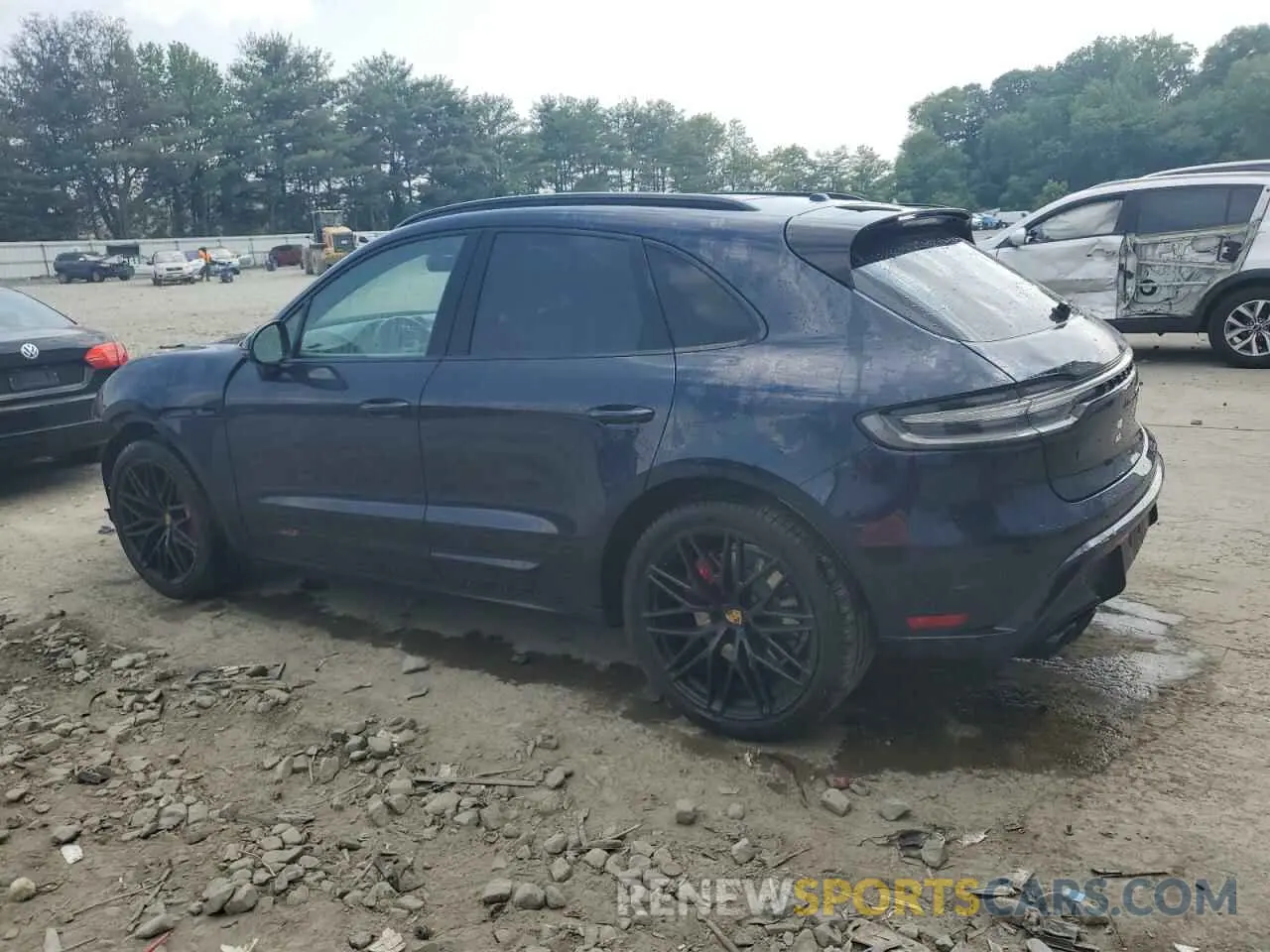 2 Photograph of a damaged car WP1AF2A56NLB30555 PORSCHE MACAN 2022