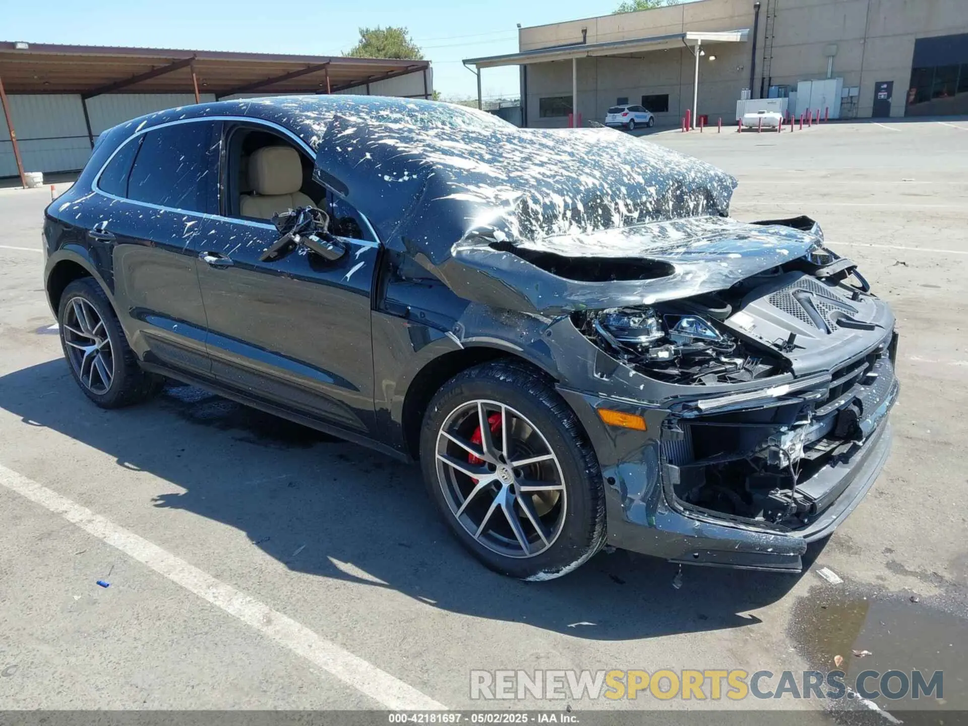 1 Photograph of a damaged car WP1AG2A53NLB21728 PORSCHE MACAN 2022