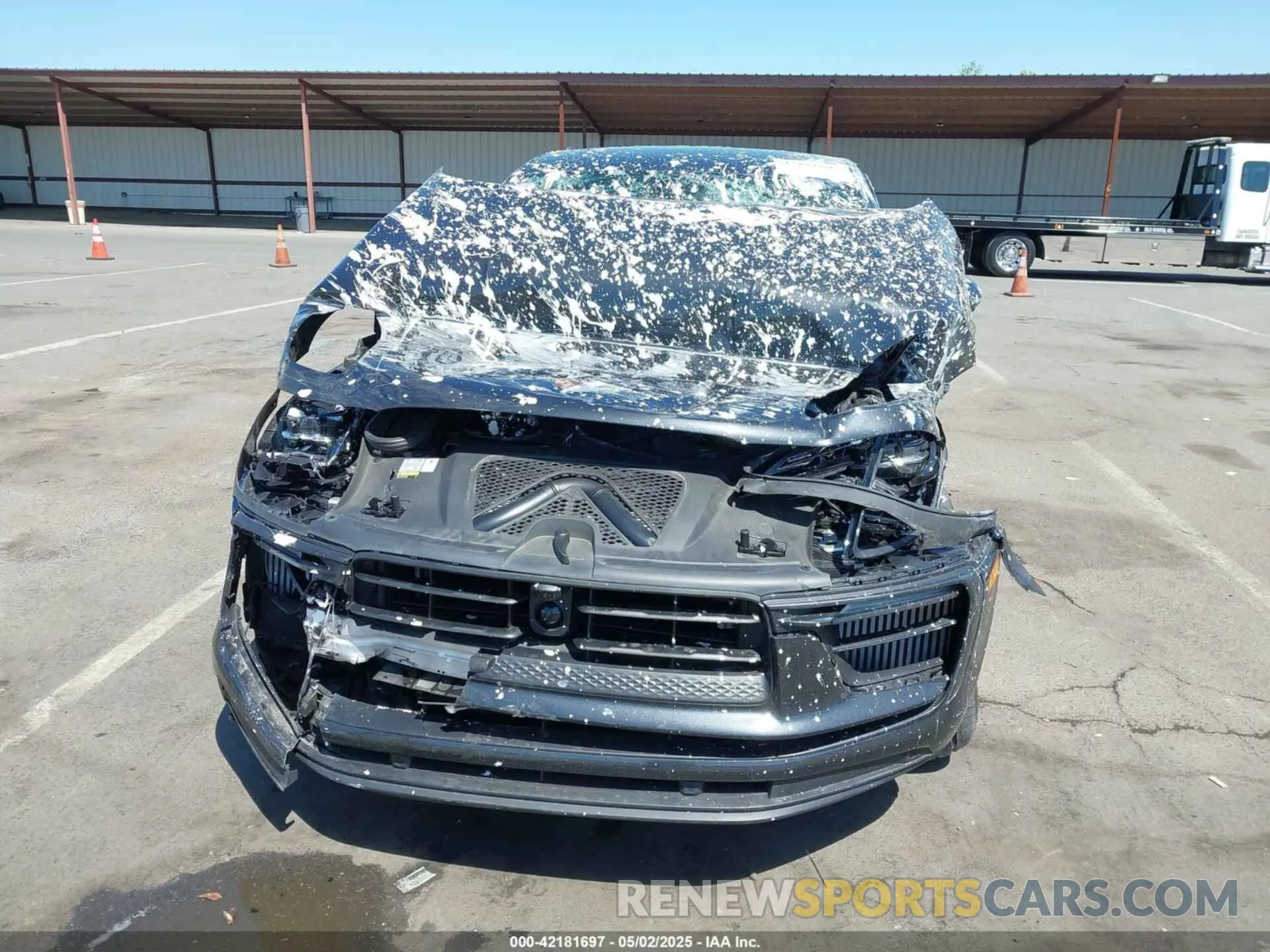 6 Photograph of a damaged car WP1AG2A53NLB21728 PORSCHE MACAN 2022