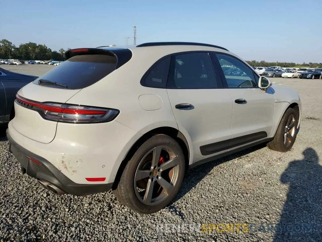 3 Photograph of a damaged car WP1AG2A54NLB20314 PORSCHE MACAN 2022