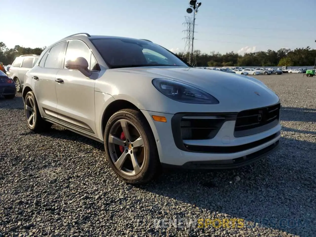 4 Photograph of a damaged car WP1AG2A54NLB20314 PORSCHE MACAN 2022
