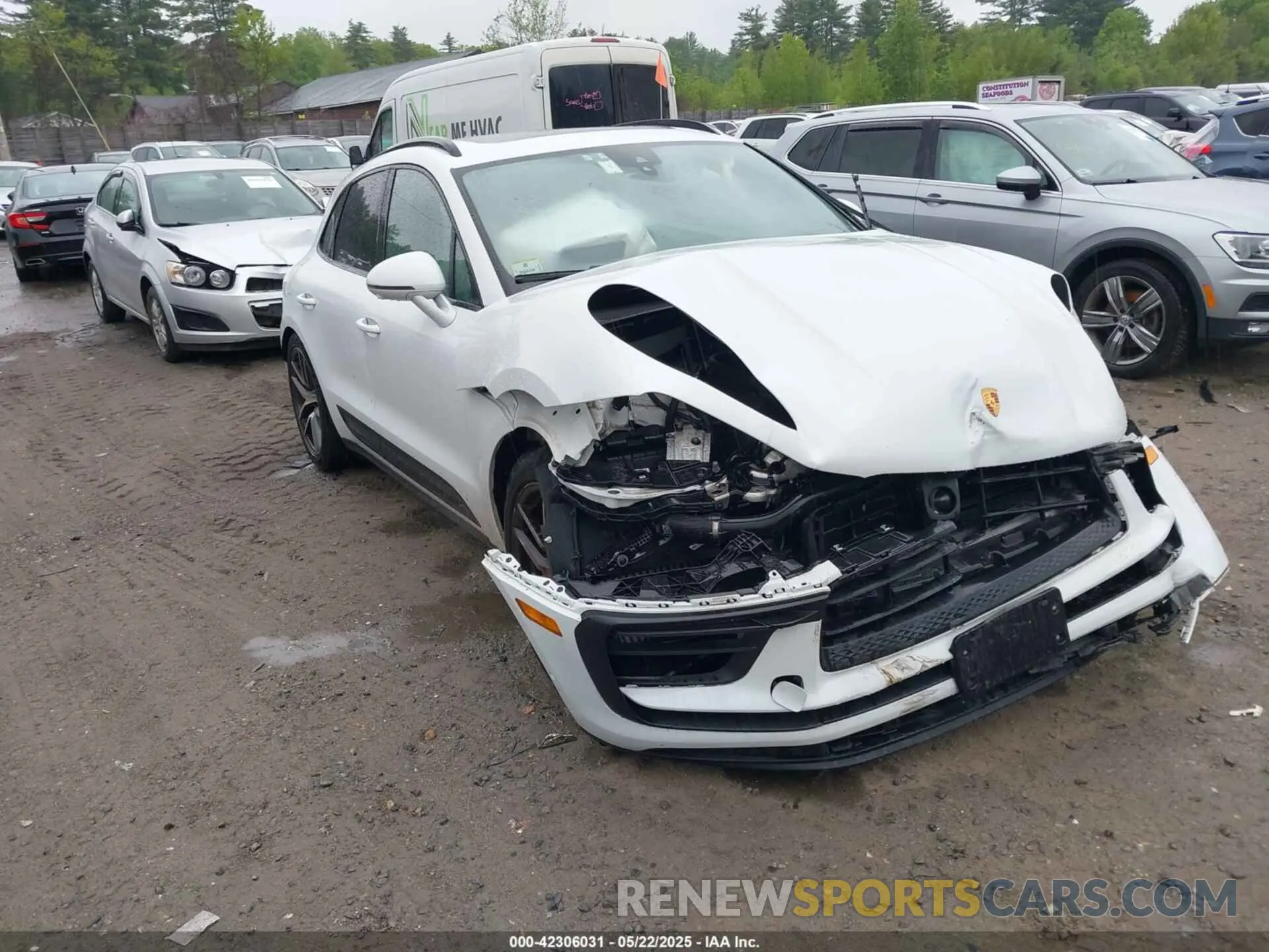 1 Photograph of a damaged car WP1AG2A57NLB20341 PORSCHE MACAN 2022