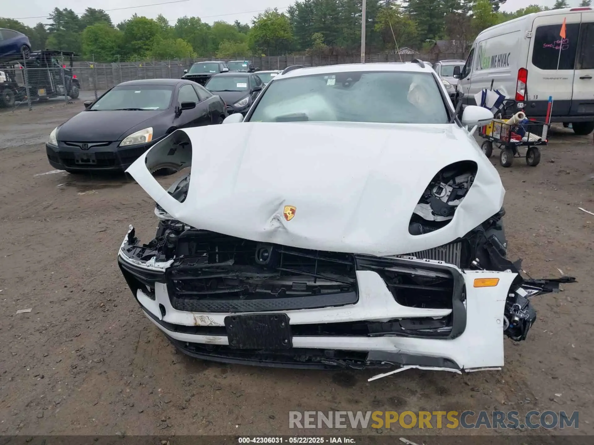 12 Photograph of a damaged car WP1AG2A57NLB20341 PORSCHE MACAN 2022