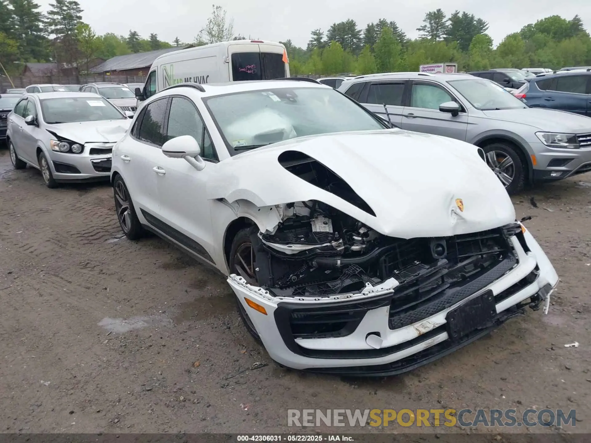 13 Photograph of a damaged car WP1AG2A57NLB20341 PORSCHE MACAN 2022