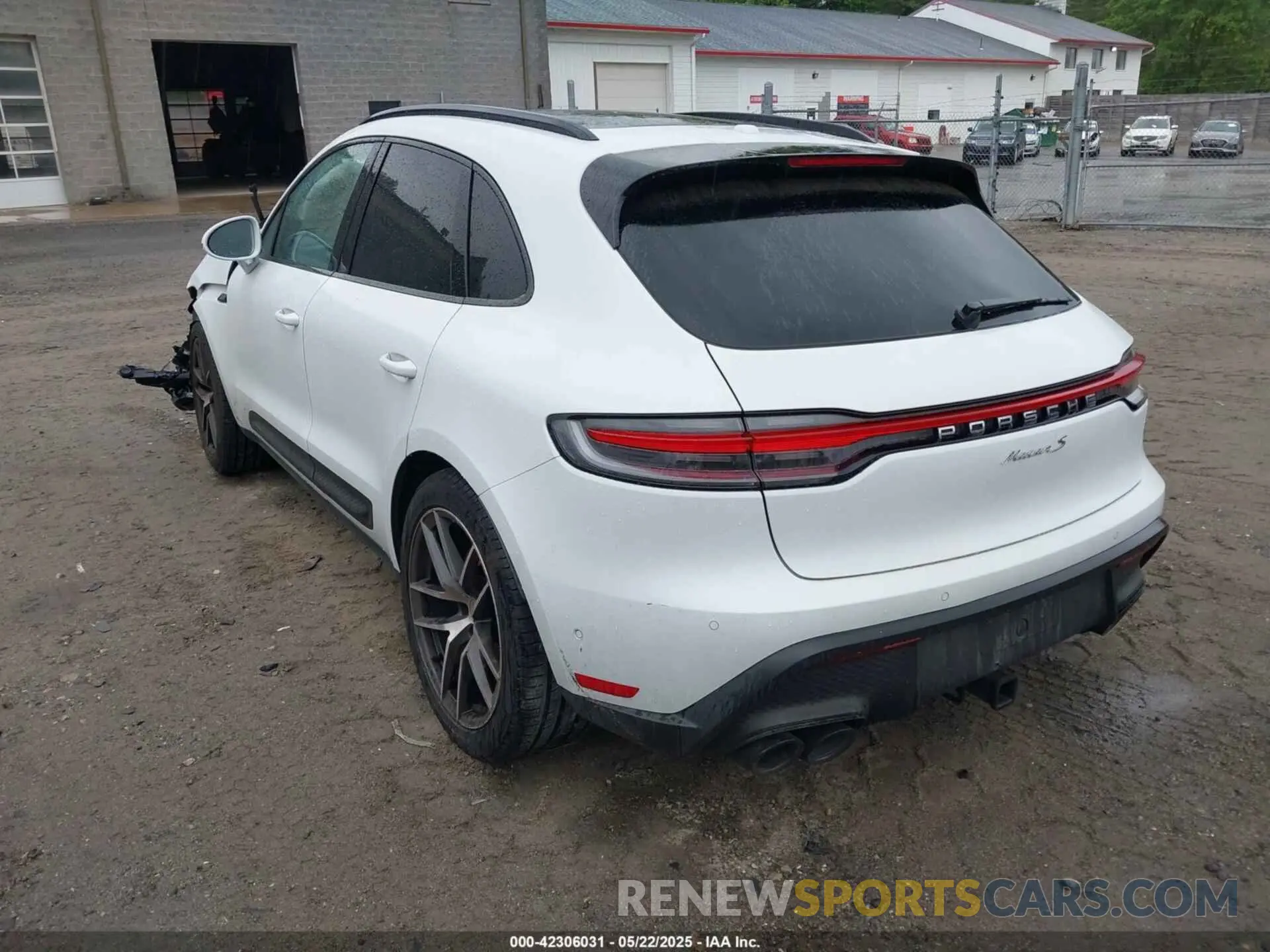 14 Photograph of a damaged car WP1AG2A57NLB20341 PORSCHE MACAN 2022