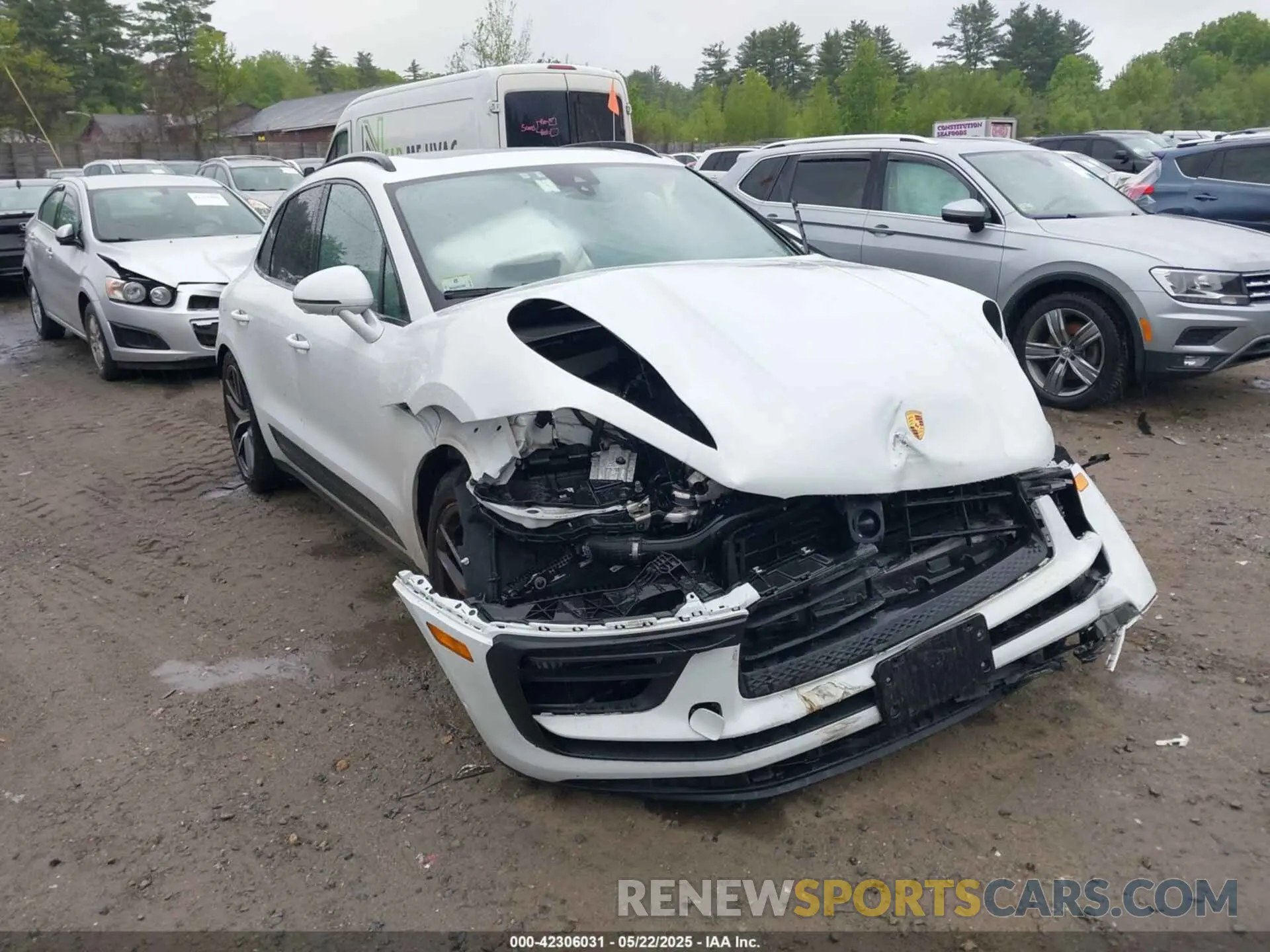 6 Photograph of a damaged car WP1AG2A57NLB20341 PORSCHE MACAN 2022