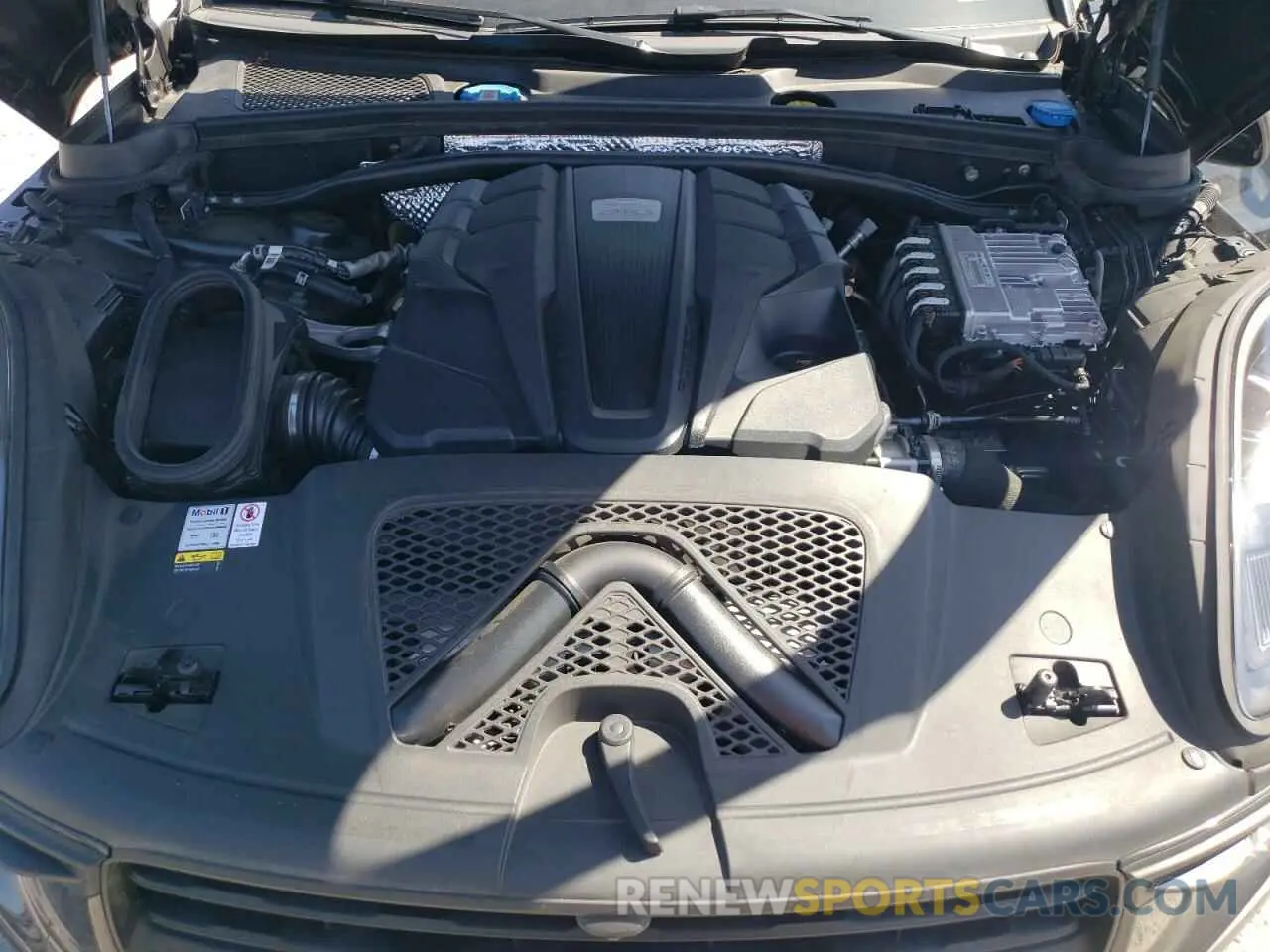 12 Photograph of a damaged car WP1AG2A5XNLB22410 PORSCHE MACAN 2022