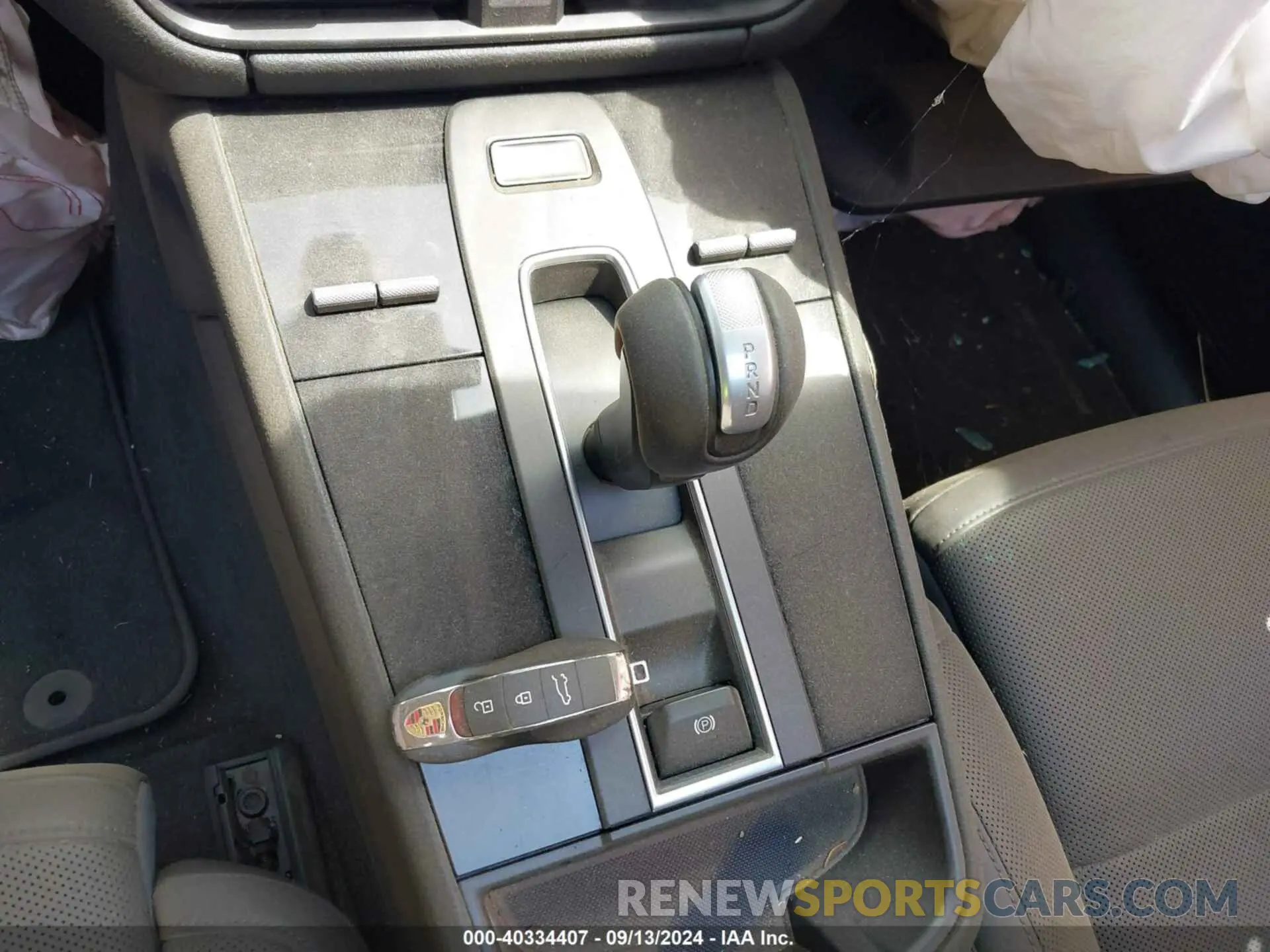 11 Photograph of a damaged car WP1AA2A54PLB14209 PORSCHE MACAN 2023