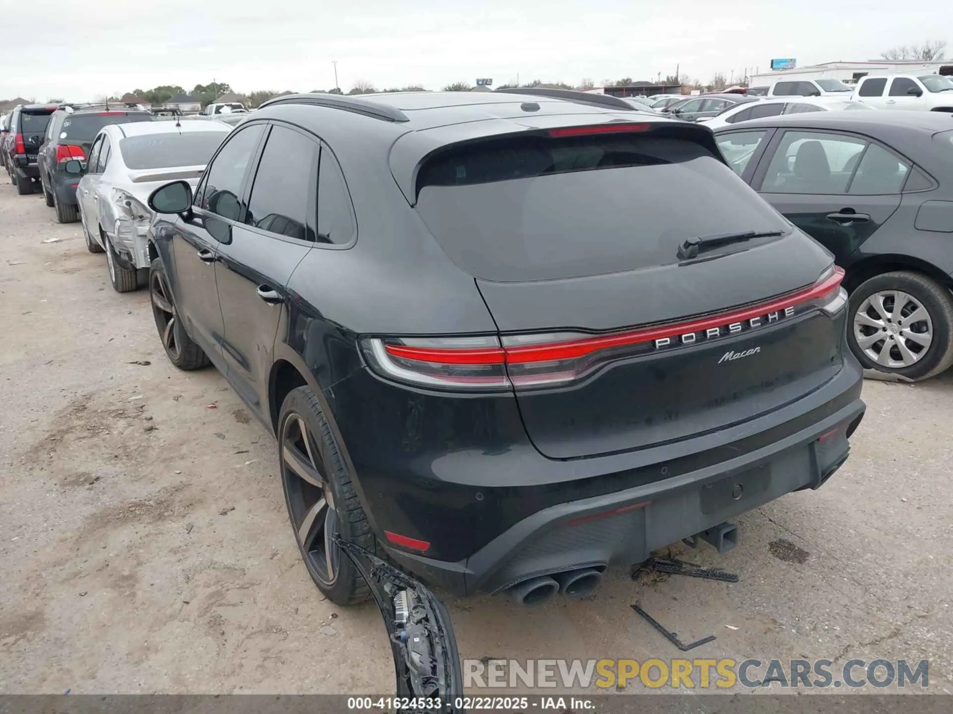 3 Photograph of a damaged car WP1AA2A54PLB16364 PORSCHE MACAN 2023