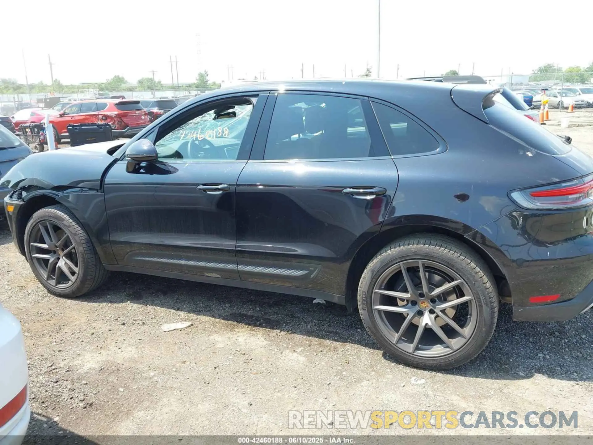 15 Photograph of a damaged car WP1AA2A56PLB03471 PORSCHE MACAN 2023