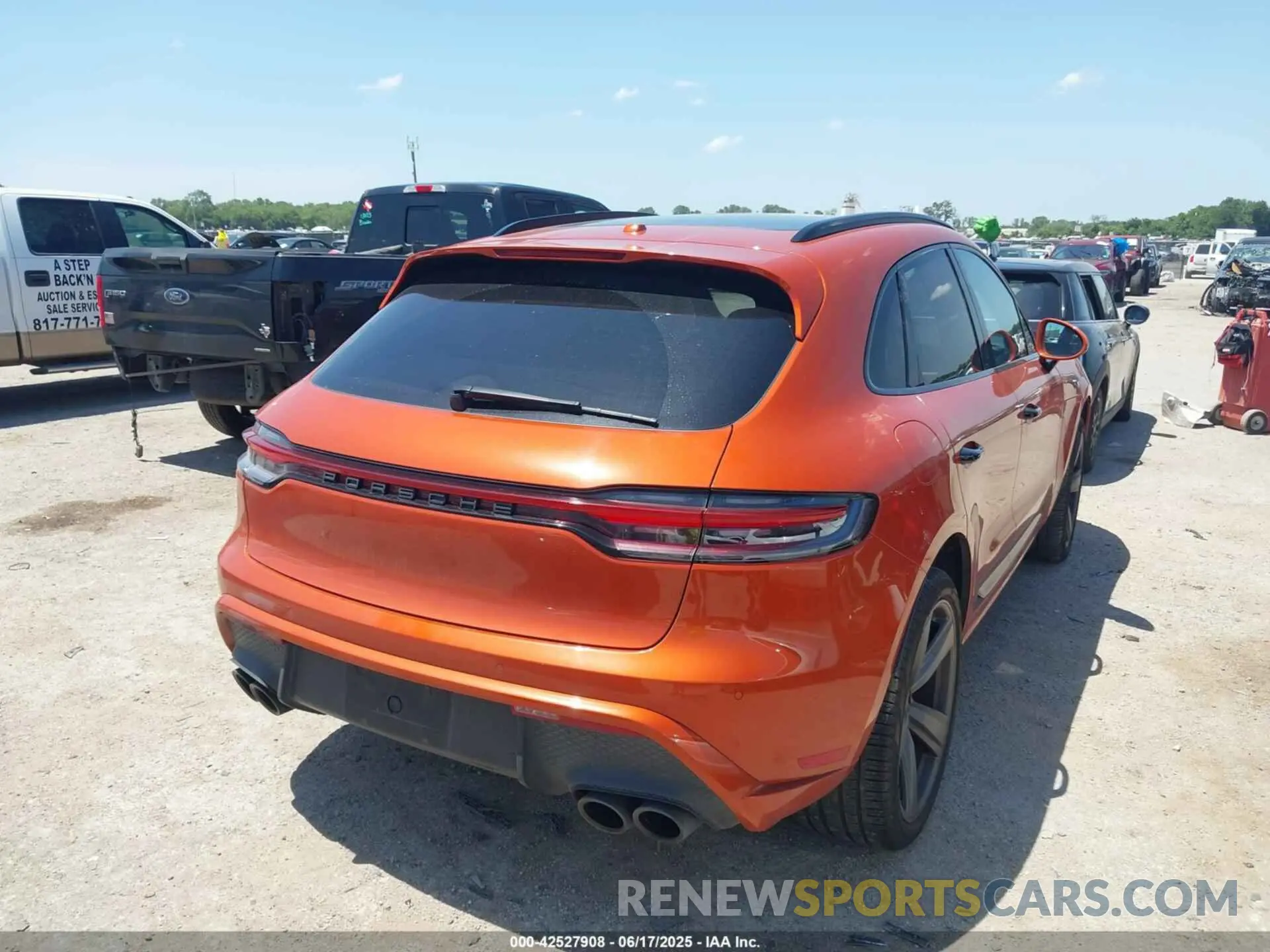 4 Photograph of a damaged car WP1AA2A56PLB14311 PORSCHE MACAN 2023
