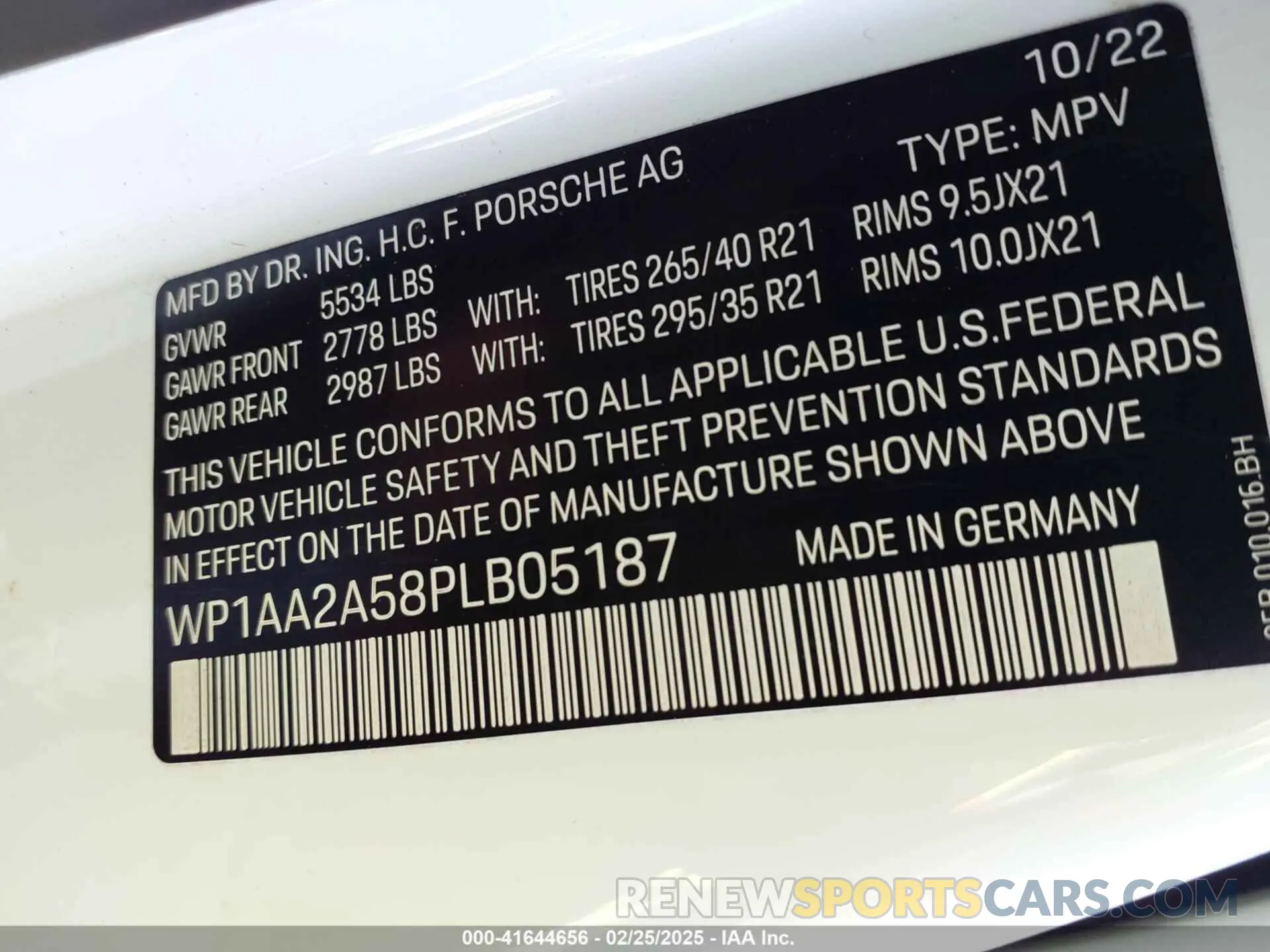 9 Photograph of a damaged car WP1AA2A58PLB05187 PORSCHE MACAN 2023