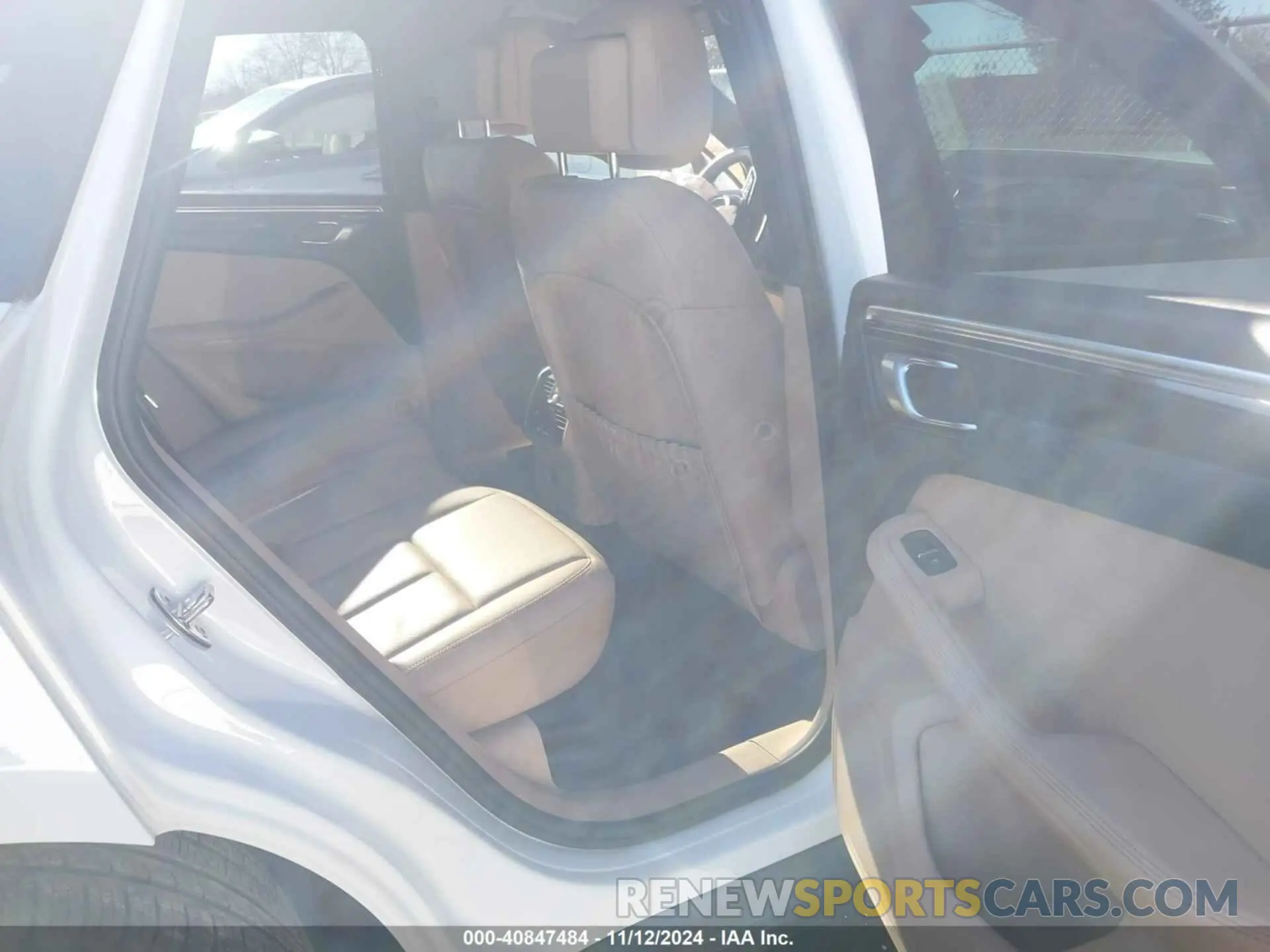 8 Photograph of a damaged car WP1AA2A58PLB05920 PORSCHE MACAN 2023