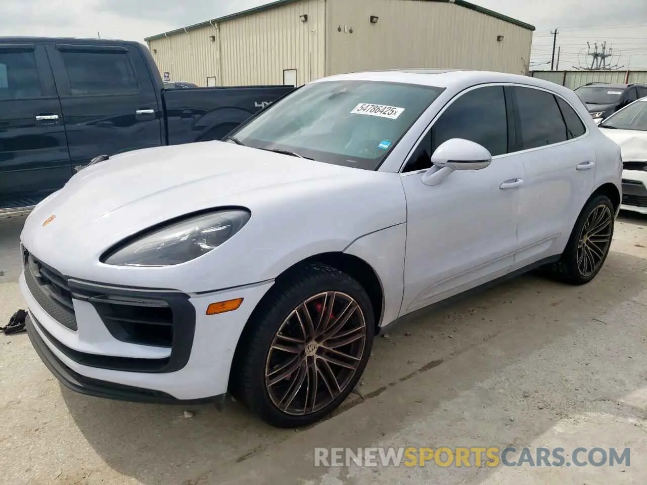 1 Photograph of a damaged car WP1AG2A52PLB38068 PORSCHE MACAN 2023