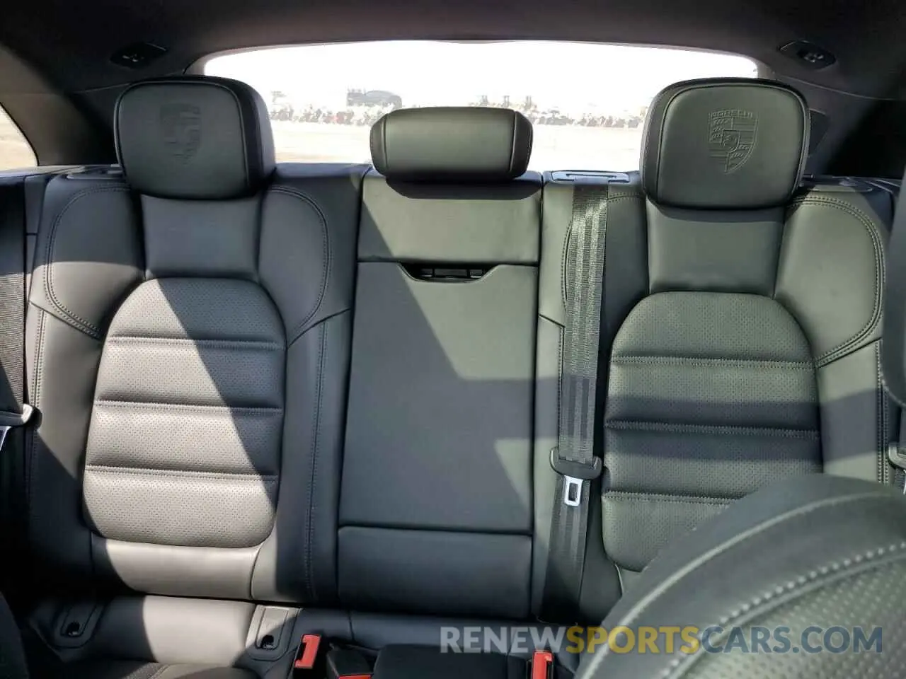 10 Photograph of a damaged car WP1AG2A56PLB35576 PORSCHE MACAN 2023