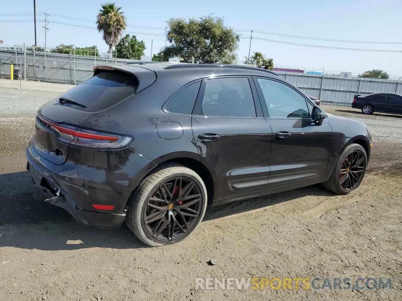 3 Photograph of a damaged car WP1AG2A56PLB35576 PORSCHE MACAN 2023