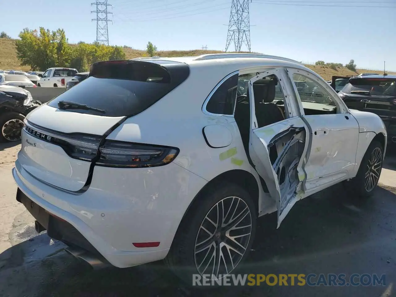 3 Photograph of a damaged car WP1AG2A57PLB36302 PORSCHE MACAN 2023