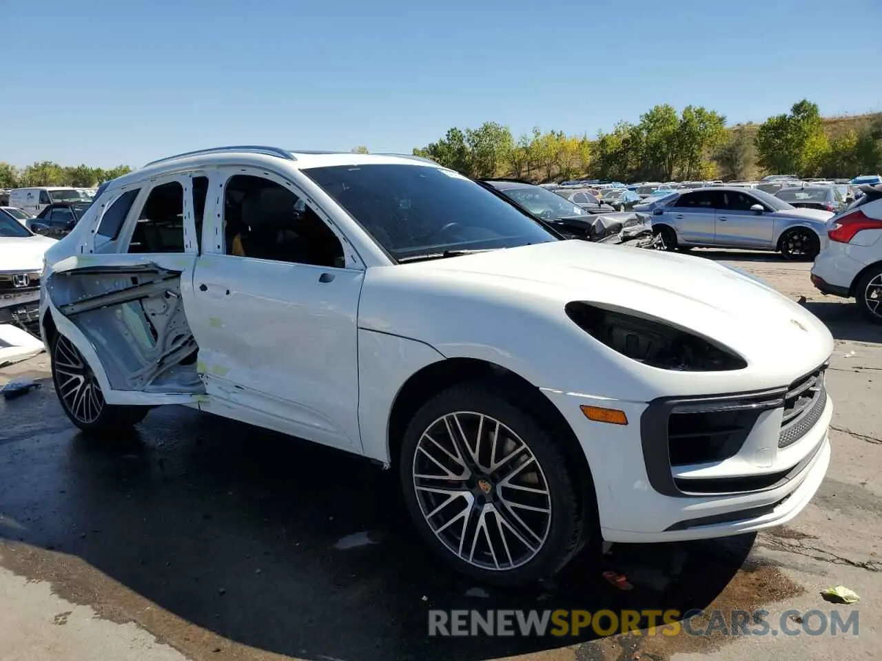 4 Photograph of a damaged car WP1AG2A57PLB36302 PORSCHE MACAN 2023