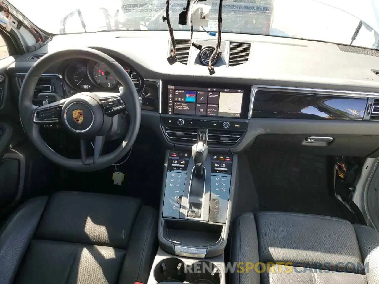 8 Photograph of a damaged car WP1AG2A57PLB36302 PORSCHE MACAN 2023