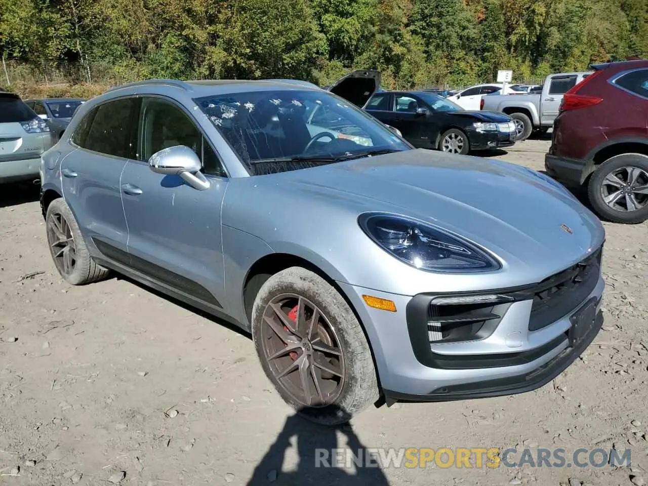 4 Photograph of a damaged car WP1AG2A58PLB40987 PORSCHE MACAN 2023