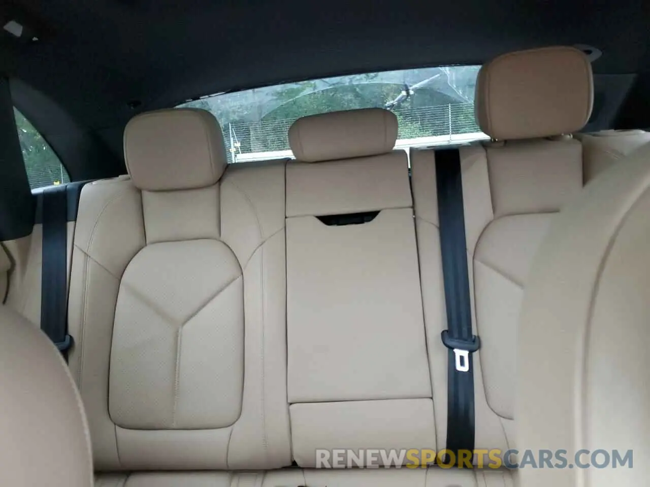 10 Photograph of a damaged car WP1AG2A5XPLB39839 PORSCHE MACAN 2023