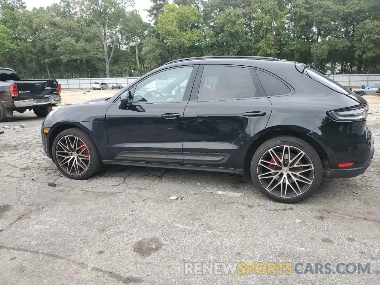 2 Photograph of a damaged car WP1AG2A5XPLB39839 PORSCHE MACAN 2023