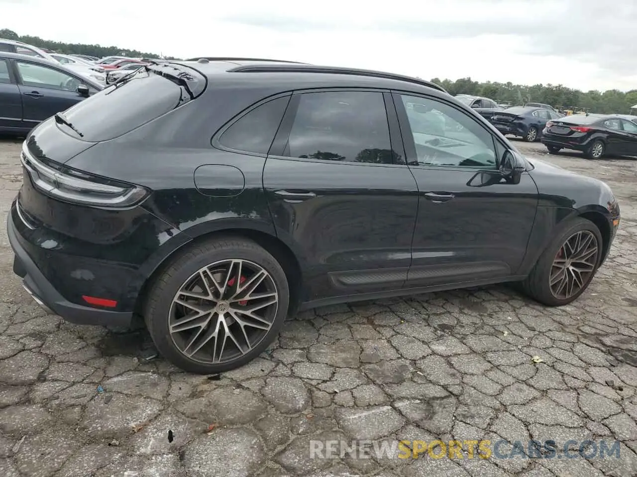 3 Photograph of a damaged car WP1AG2A5XPLB39839 PORSCHE MACAN 2023