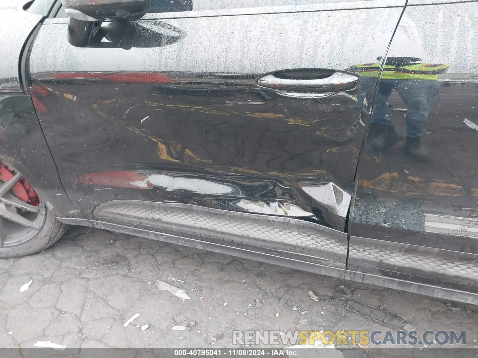 6 Photograph of a damaged car WP1AA2A50RLB02643 PORSCHE MACAN 2024