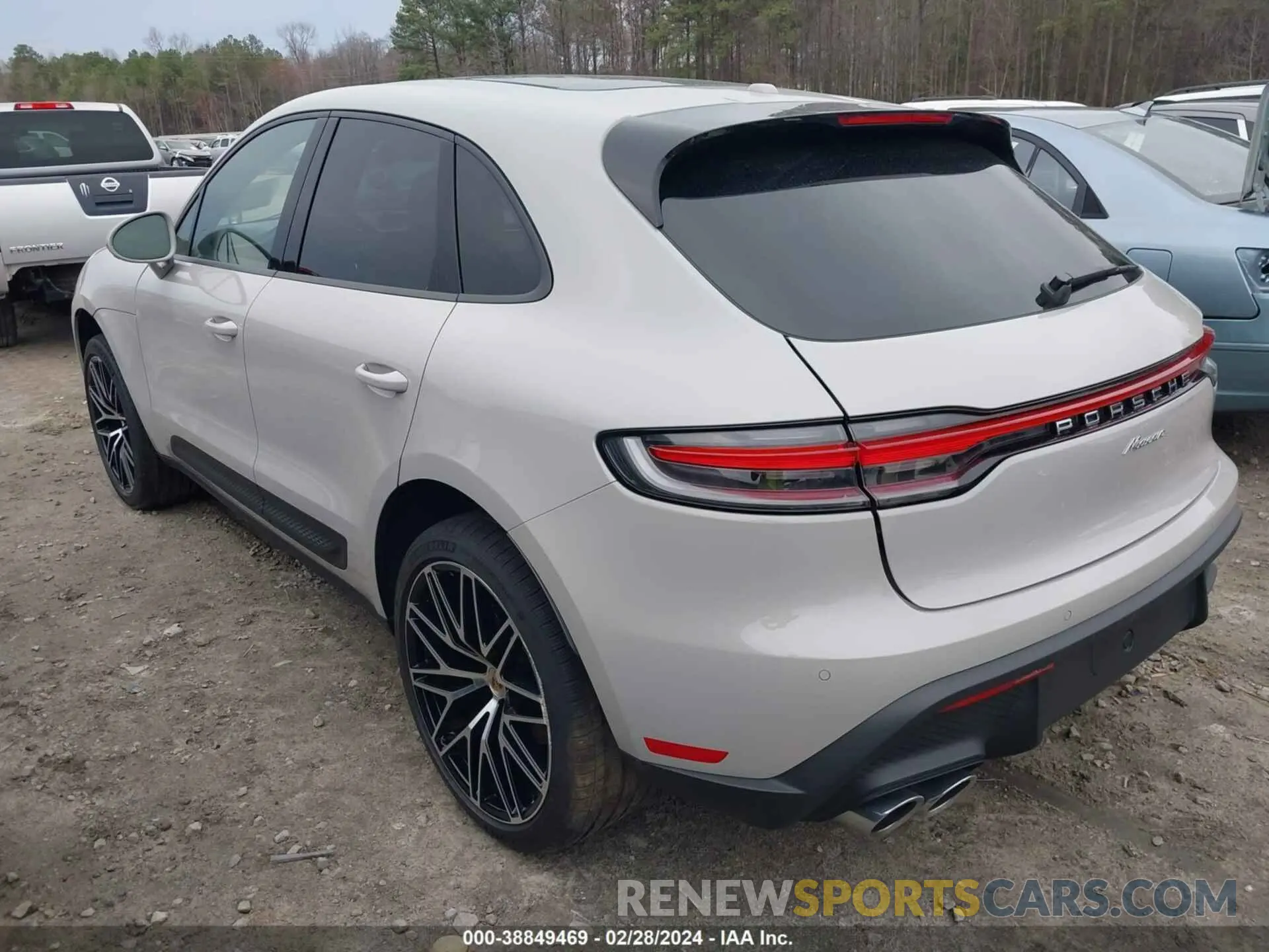 3 Photograph of a damaged car WP1AA2A51RLB01291 PORSCHE MACAN 2024