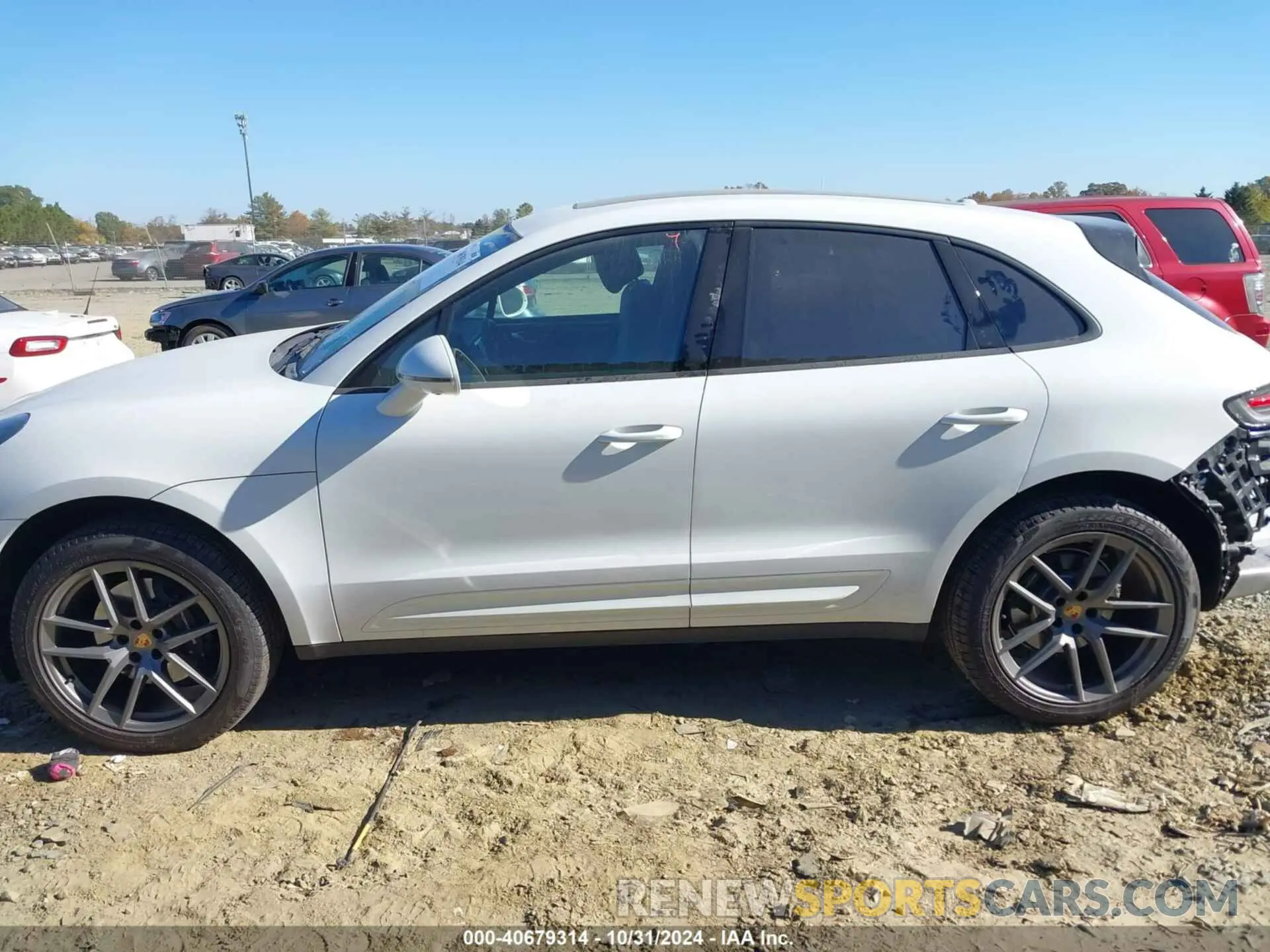 15 Photograph of a damaged car WP1AA2A51RLB17863 PORSCHE MACAN 2024