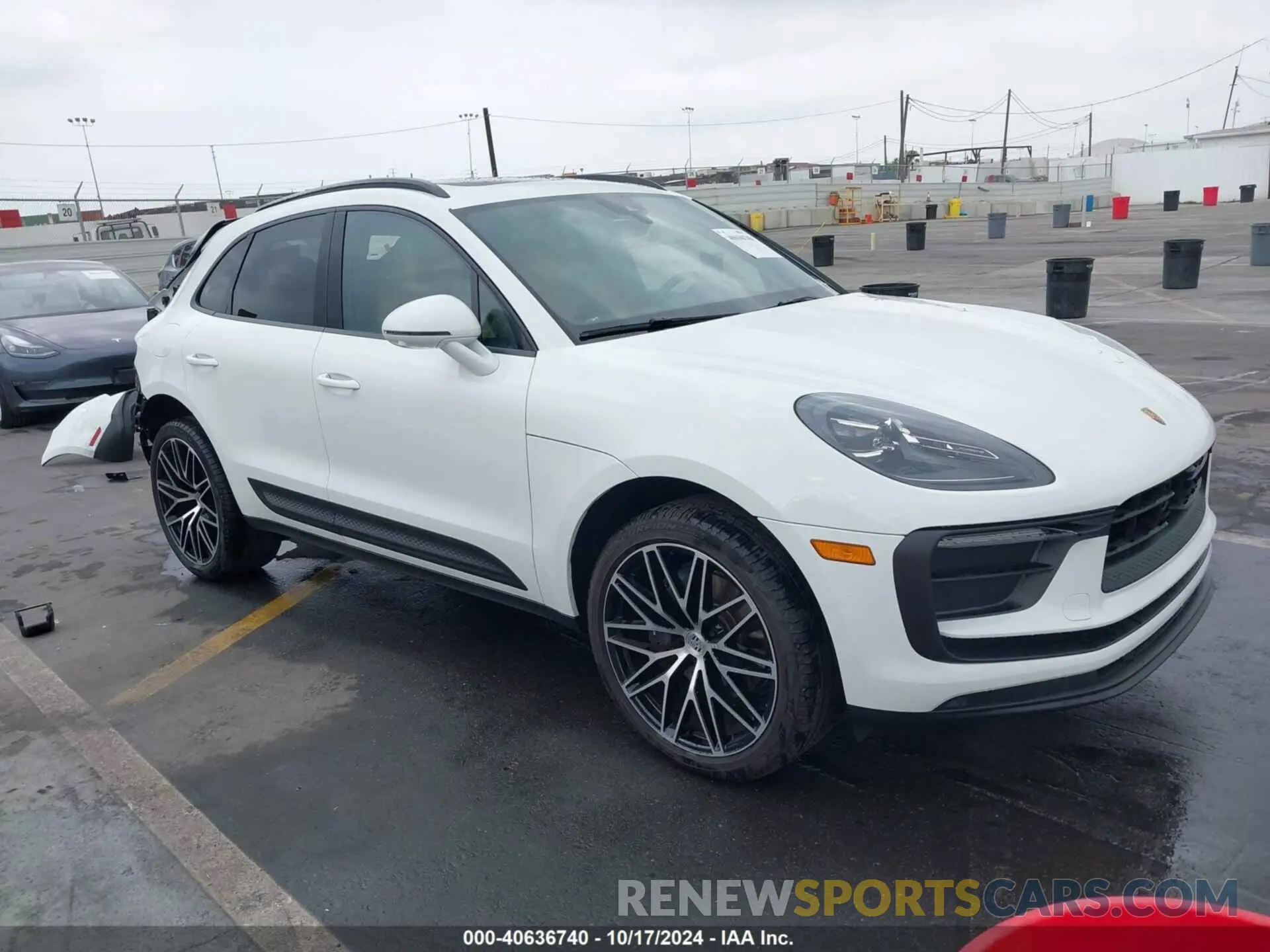 1 Photograph of a damaged car WP1AA2A53RLB07545 PORSCHE MACAN 2024
