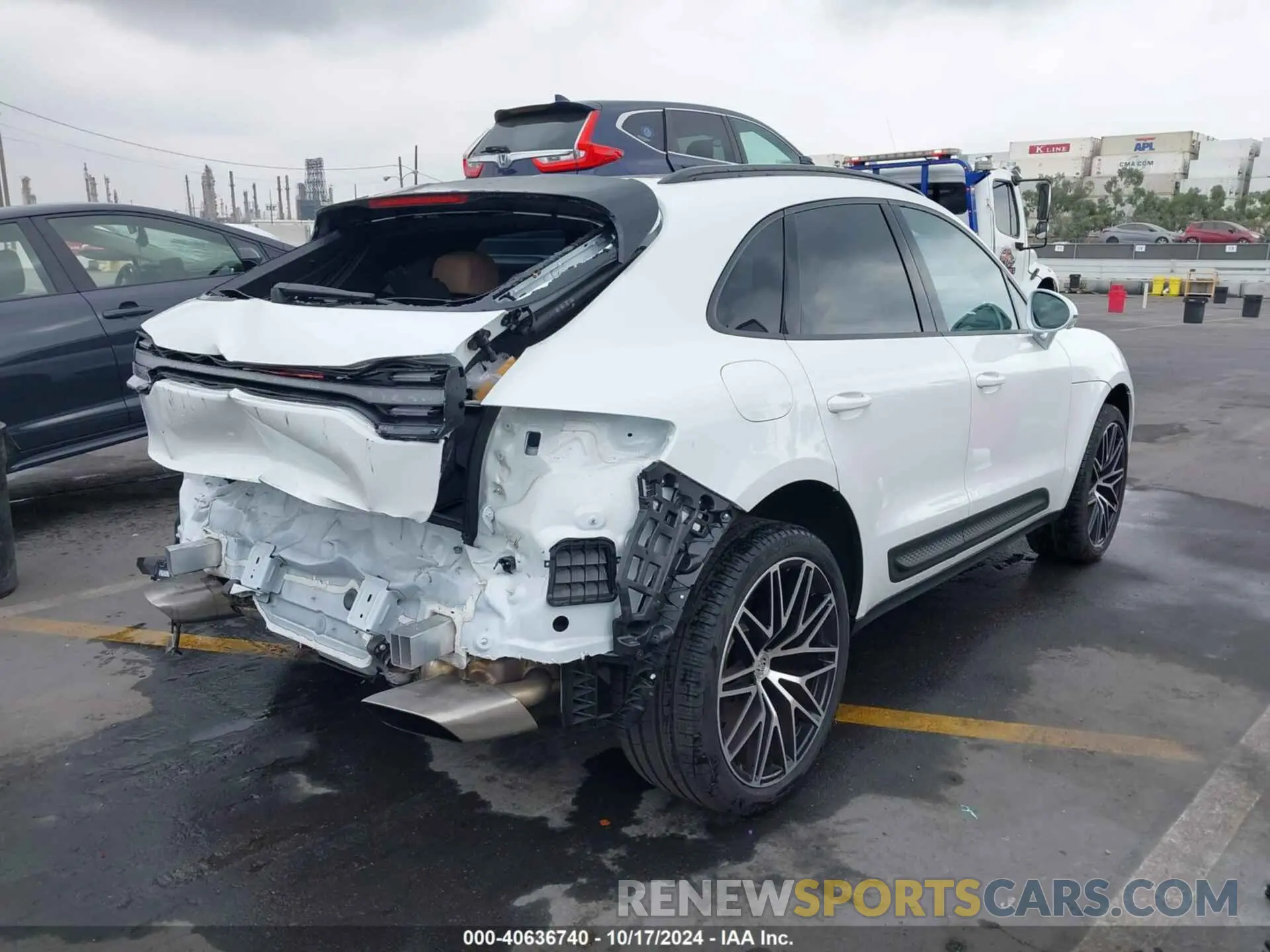 4 Photograph of a damaged car WP1AA2A53RLB07545 PORSCHE MACAN 2024