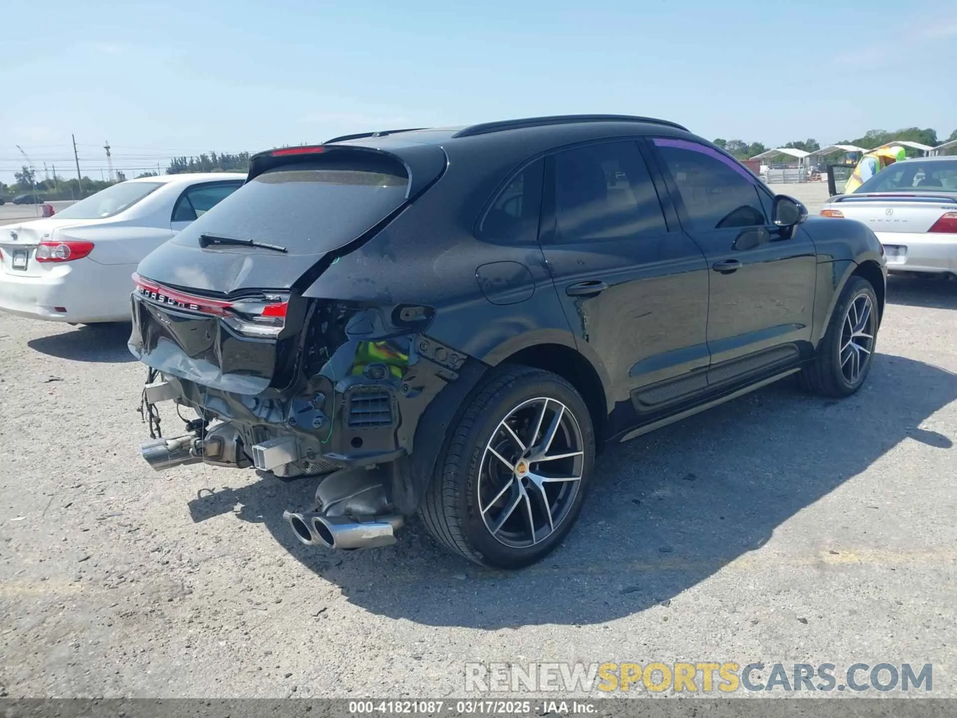 4 Photograph of a damaged car WP1AA2A55RLB14867 PORSCHE MACAN 2024