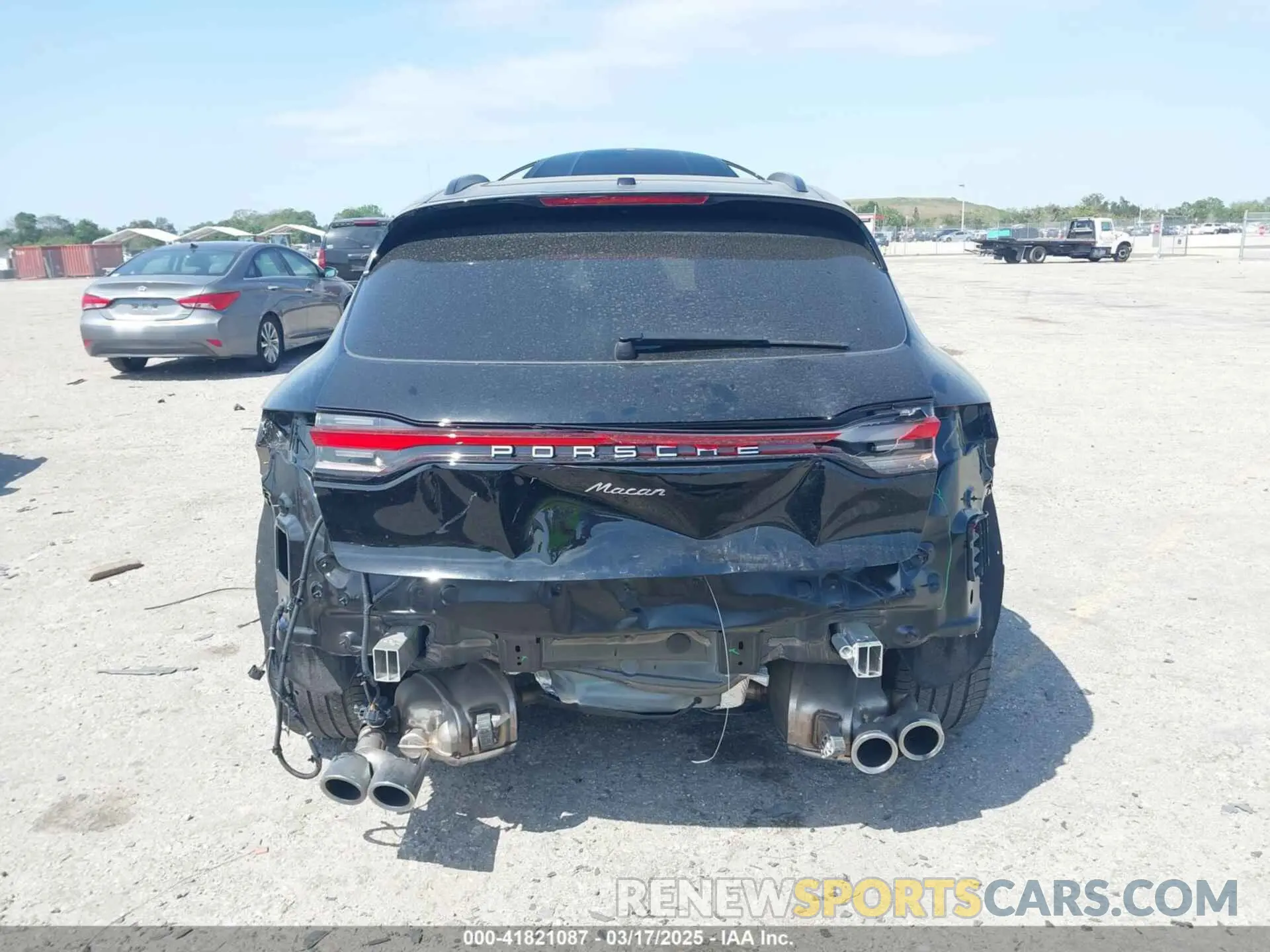 6 Photograph of a damaged car WP1AA2A55RLB14867 PORSCHE MACAN 2024